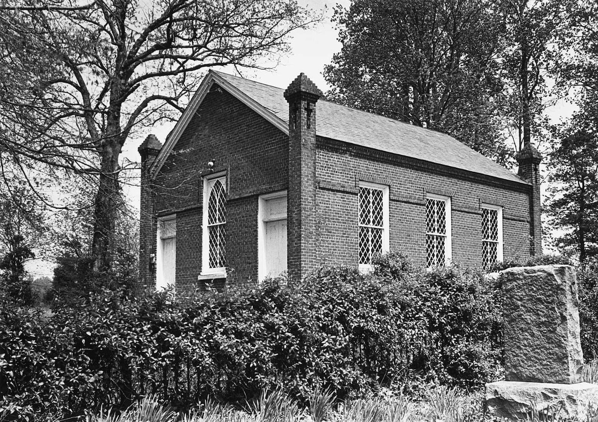 [Phót~ó cré~dít: D~HR, cá~ 1983]